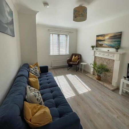Comfortable Home W Private Parking Charlestown 찰스타운 외부 사진