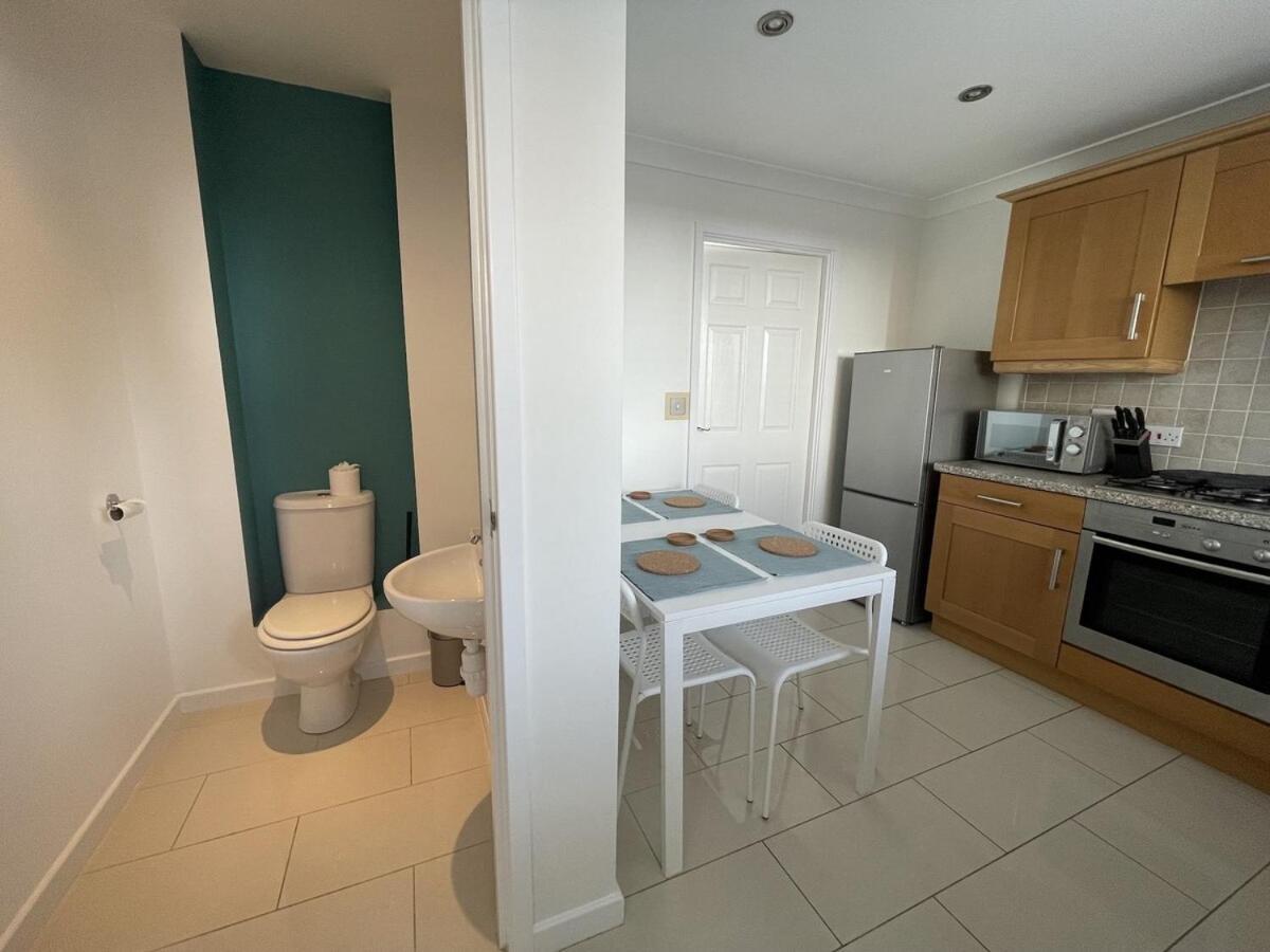 Comfortable Home W Private Parking Charlestown 찰스타운 외부 사진